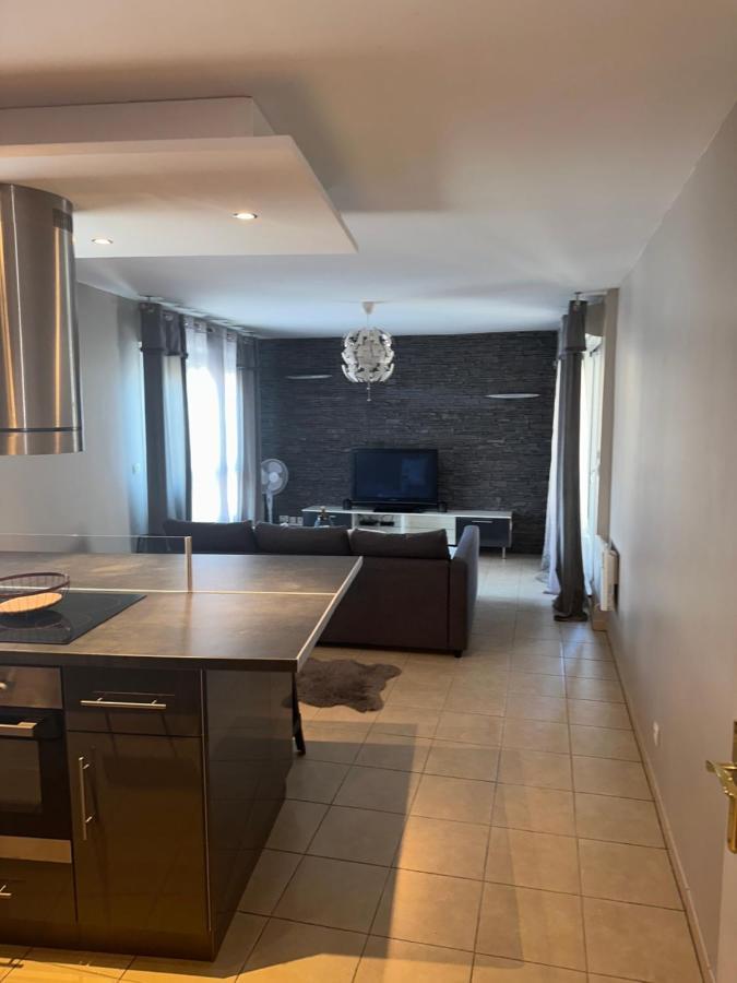Superbe Appartement Tout Equipe Avec Parking. マルセイユ エクステリア 写真